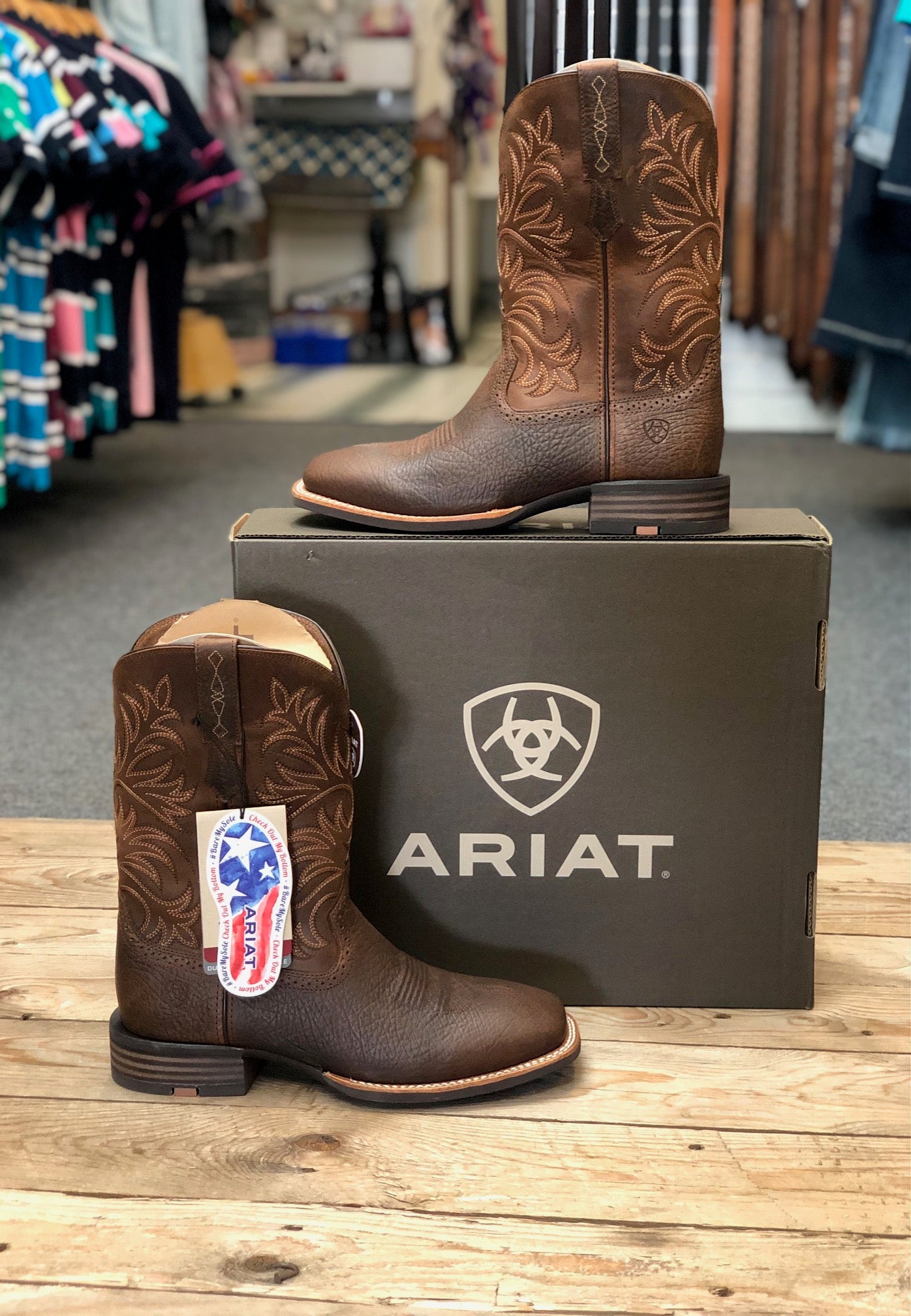 Mens Ariat Oakwood Boot - Earth / Distressed Brown (7365724766285)