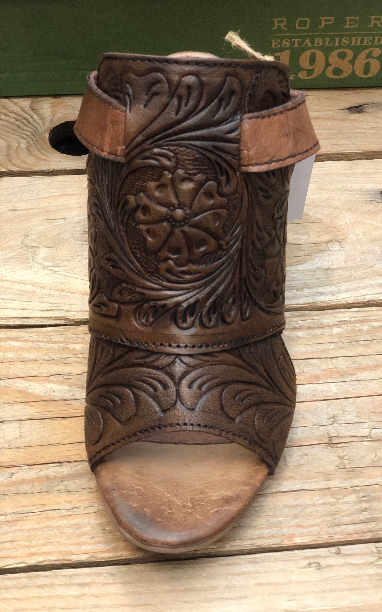 Womens Roper Mika Back Strap Tooled Leather Sandal Heels - Tan (7453954408525)