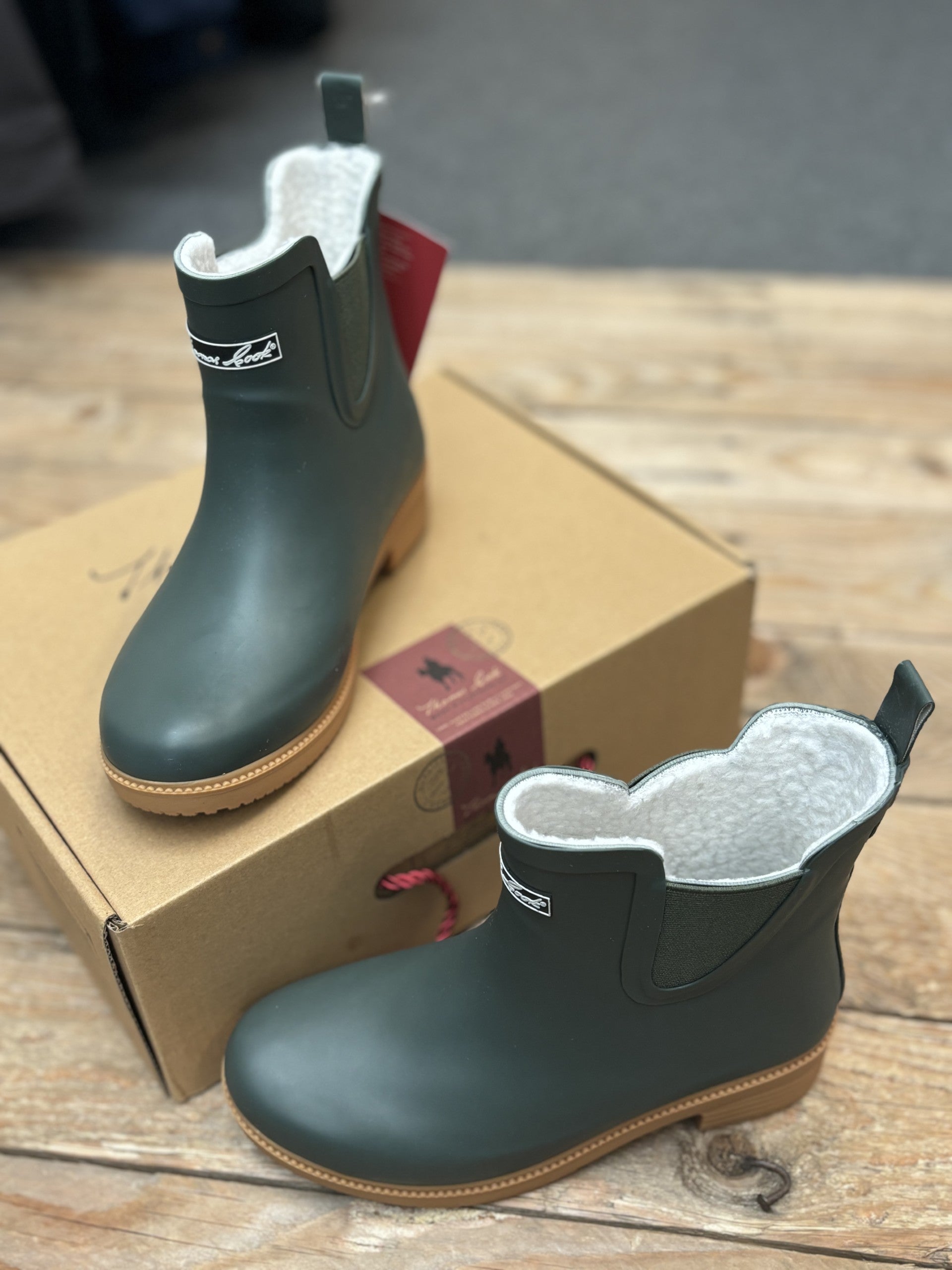Womens Thomas Cook Wynyard Furlined Gumboot - Dark Khaki (7132051144781)