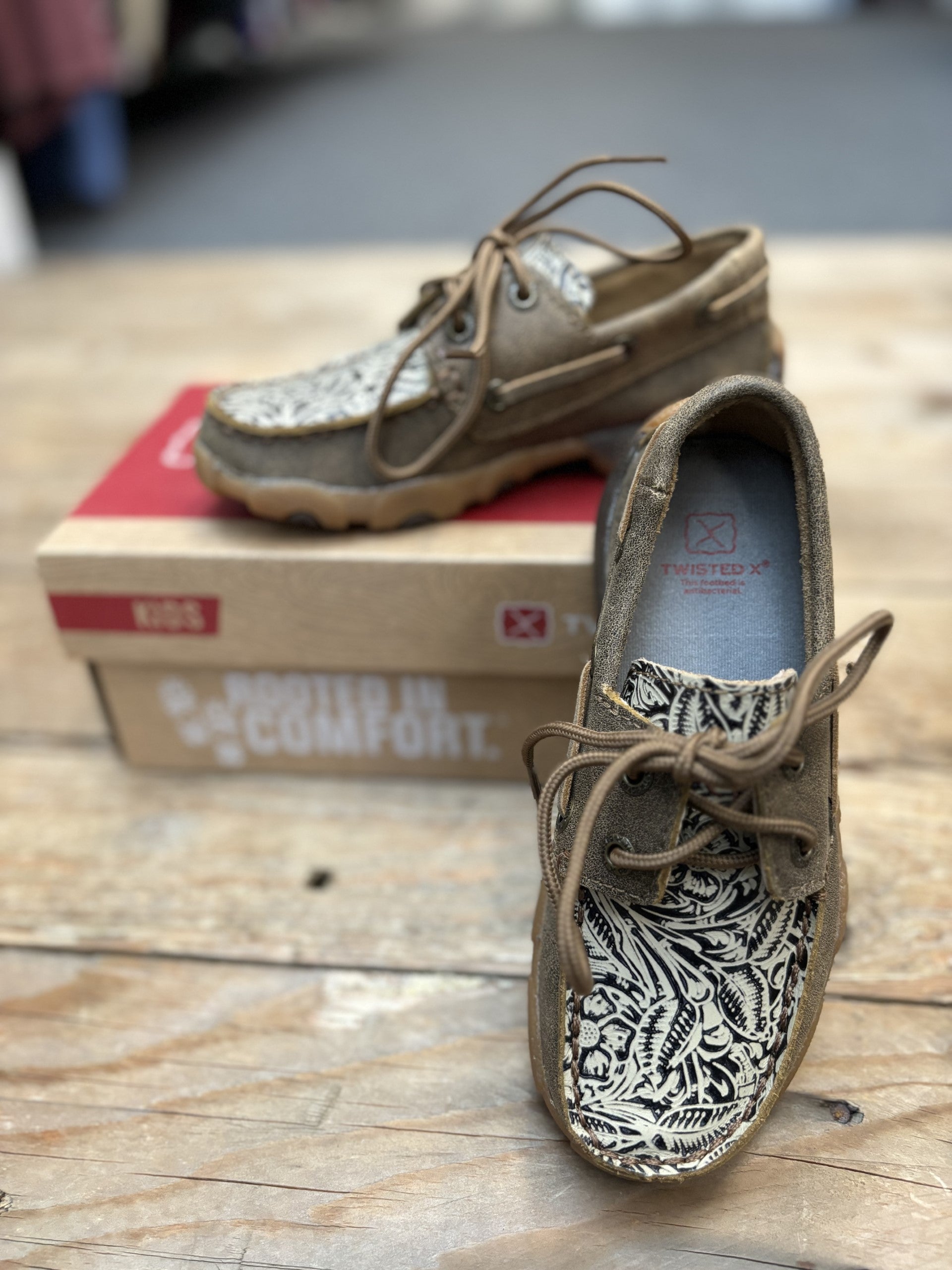 Childrens Twisted X Tooled Casual Lace Up Moc (6750677762125)