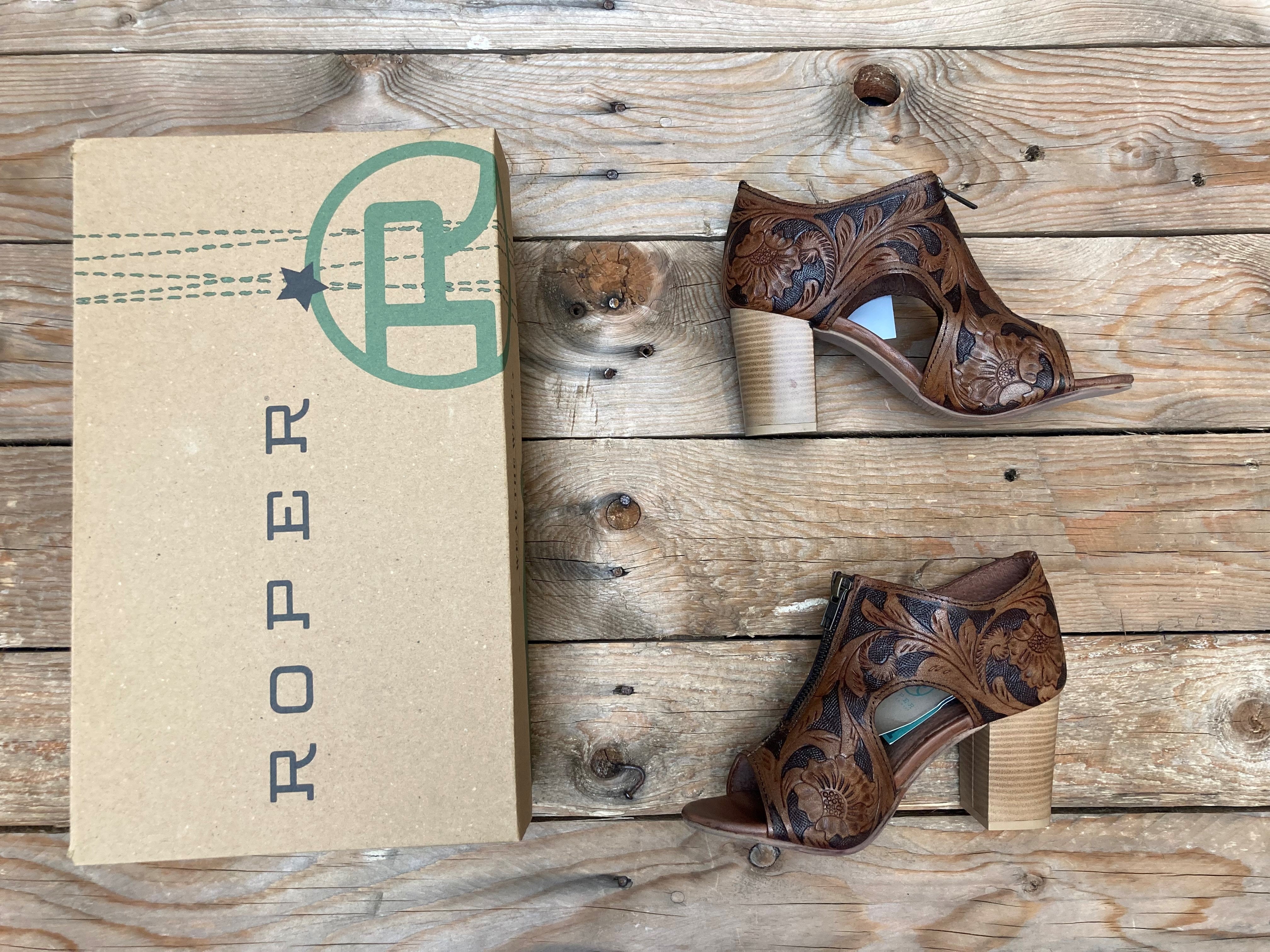 Womens Roper Mika Front Zip Tooled Sandal (6910795513933)