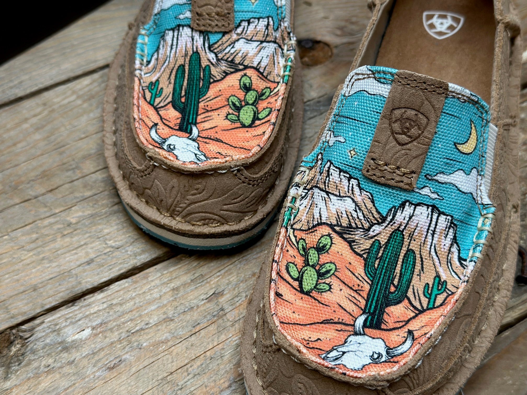 Ariat Cruisers