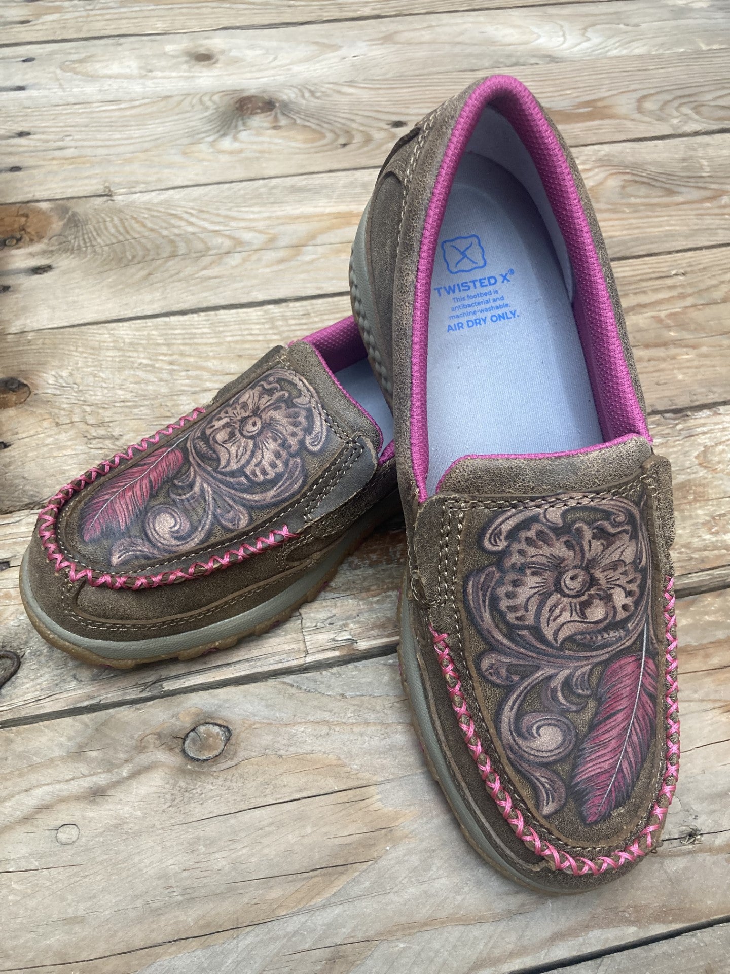Womens Twisted X Tooled Cellstretch Slip on Shoe - Bomber / Pink (6913183121485)