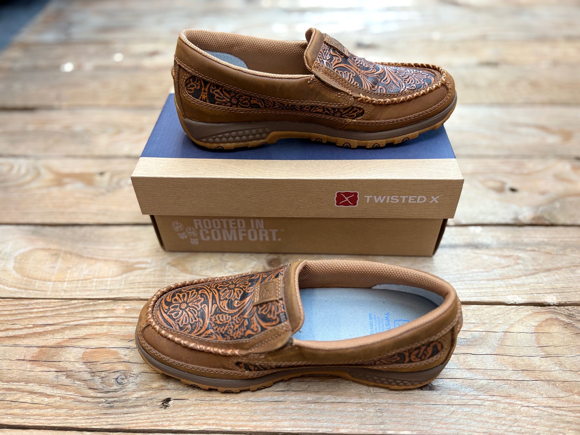 Womens Twisted X Tooled Cell Stretch Slip on Moc Shoe - Brown