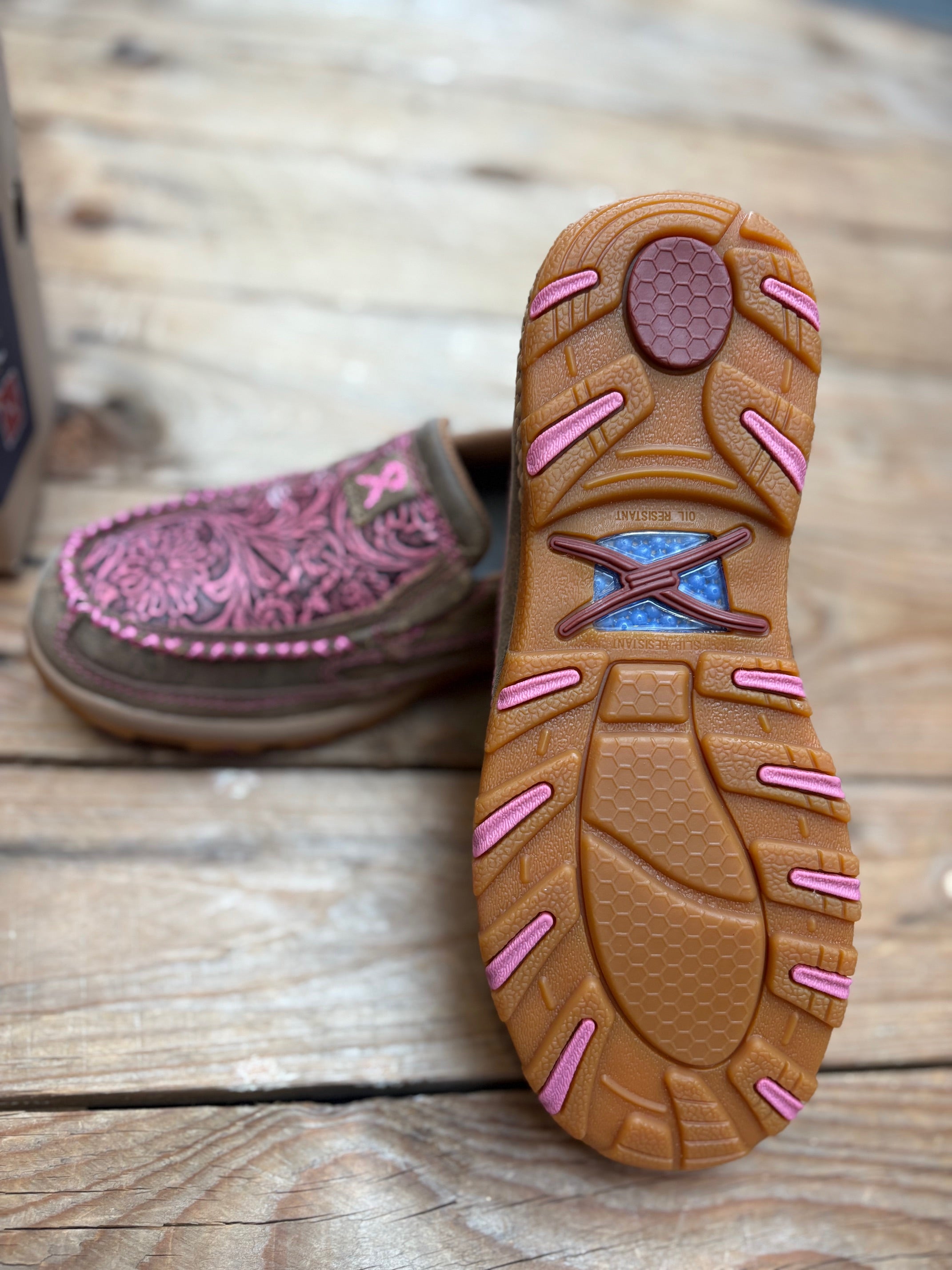 Womens Twisted X Tooled Cell Stretch Moc - Bomber / Pink