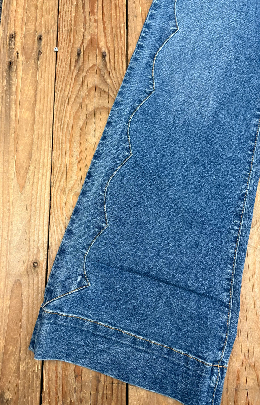 Womens Tin Haul 870 Claire Seam Yoke Wide Leg Denim Jean - Blue