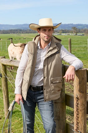 Mens Wrangler Cain Vest - Stone (7534318223437)