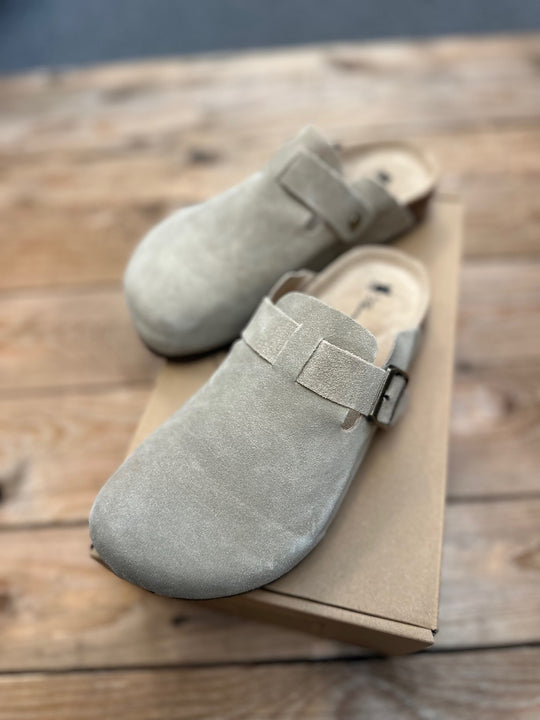 Womens Thomas Cook Cooya Suede Clog - Taupe