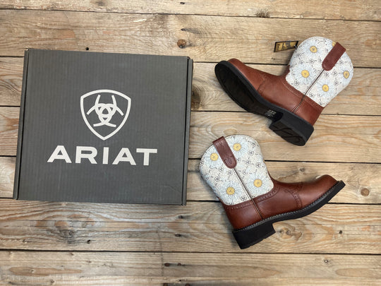 Womens Ariat Fatbaby Heritage Farrah Boot - Autumn Leaf / Daisy Logo (6896221028429)