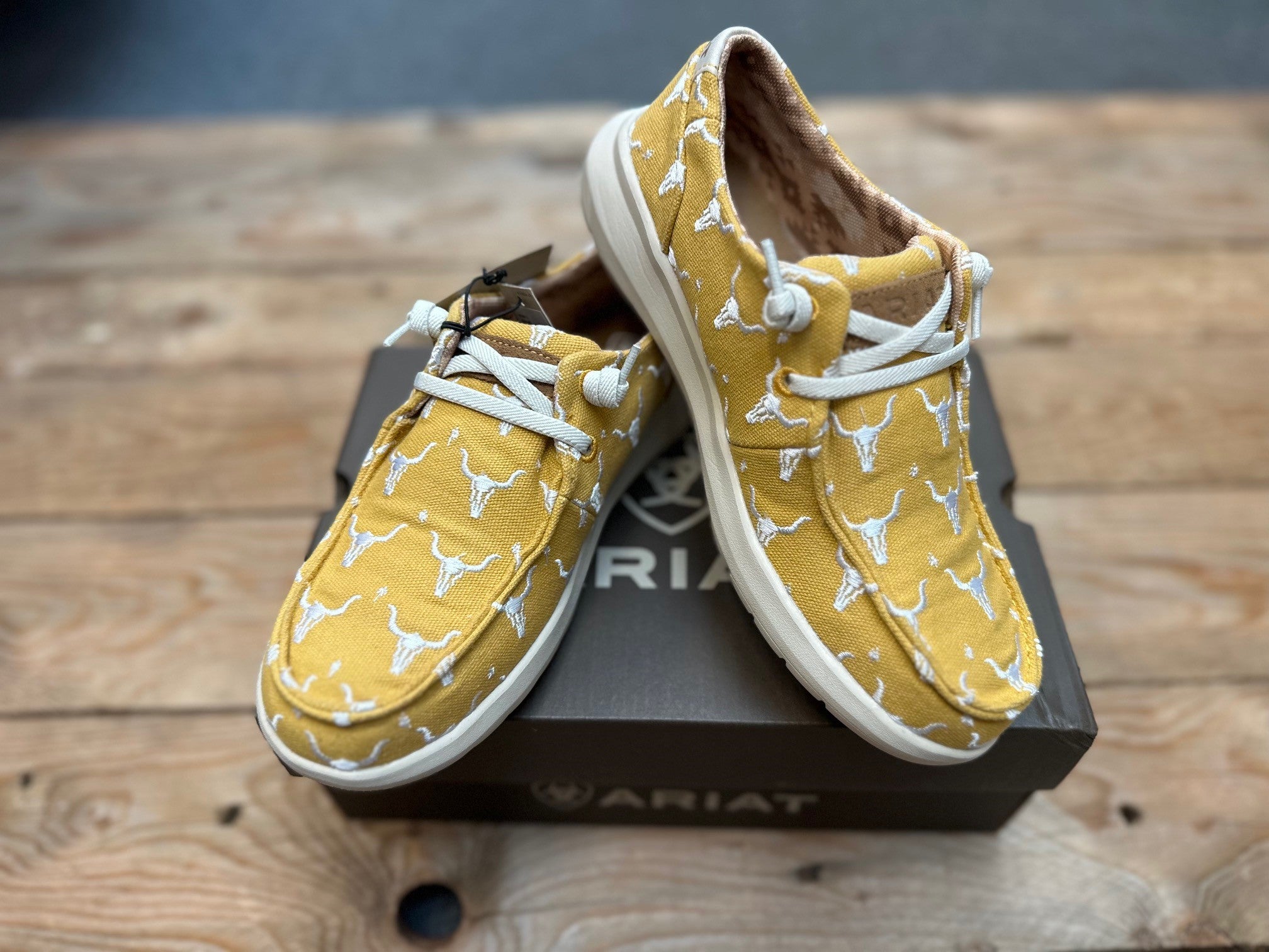 Womens Ariat Hilo Doodle Slip on Shoe - Mustard Steer Heads (7475535609933)