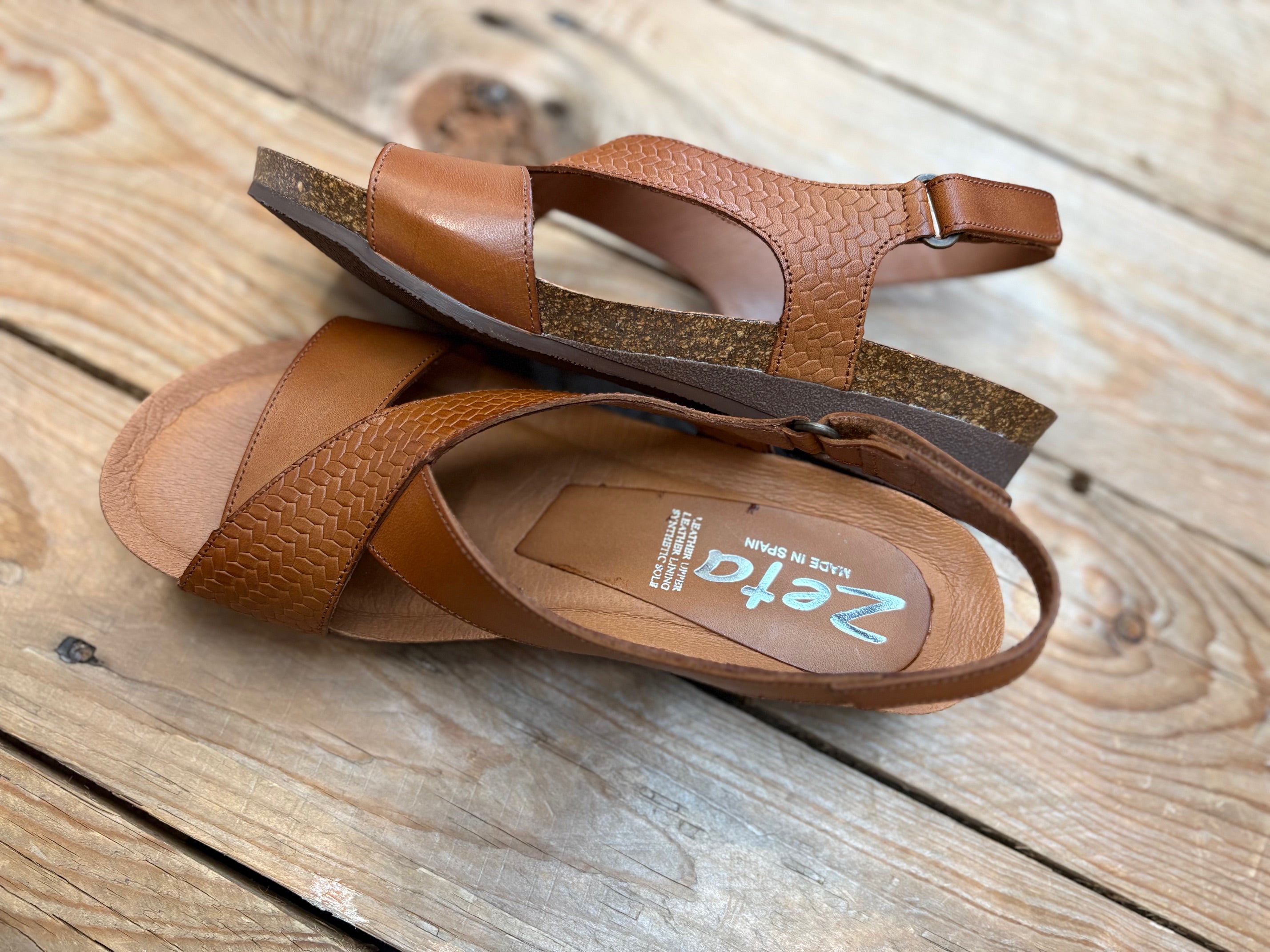 Womens Zeta Orion Sandal - Vaq. / Espiga Cuero