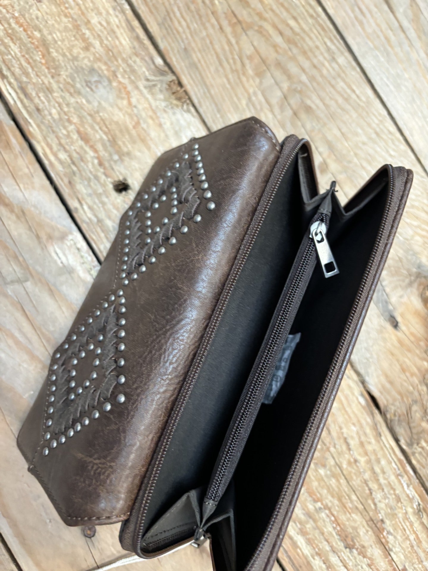 Pure Western Paige Wallet - Chocolate (7041938128973)