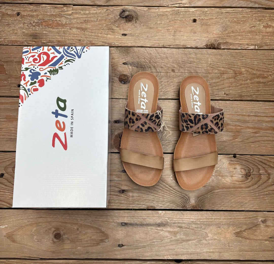Womens Zeta Resort Sandal - Vaq. Sahara / Leopardo