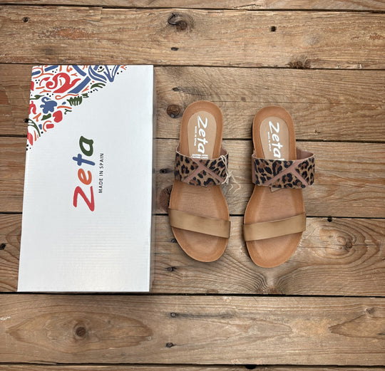 Womens Zeta Resort Sandal - Vaq. Sahara / Leopardo