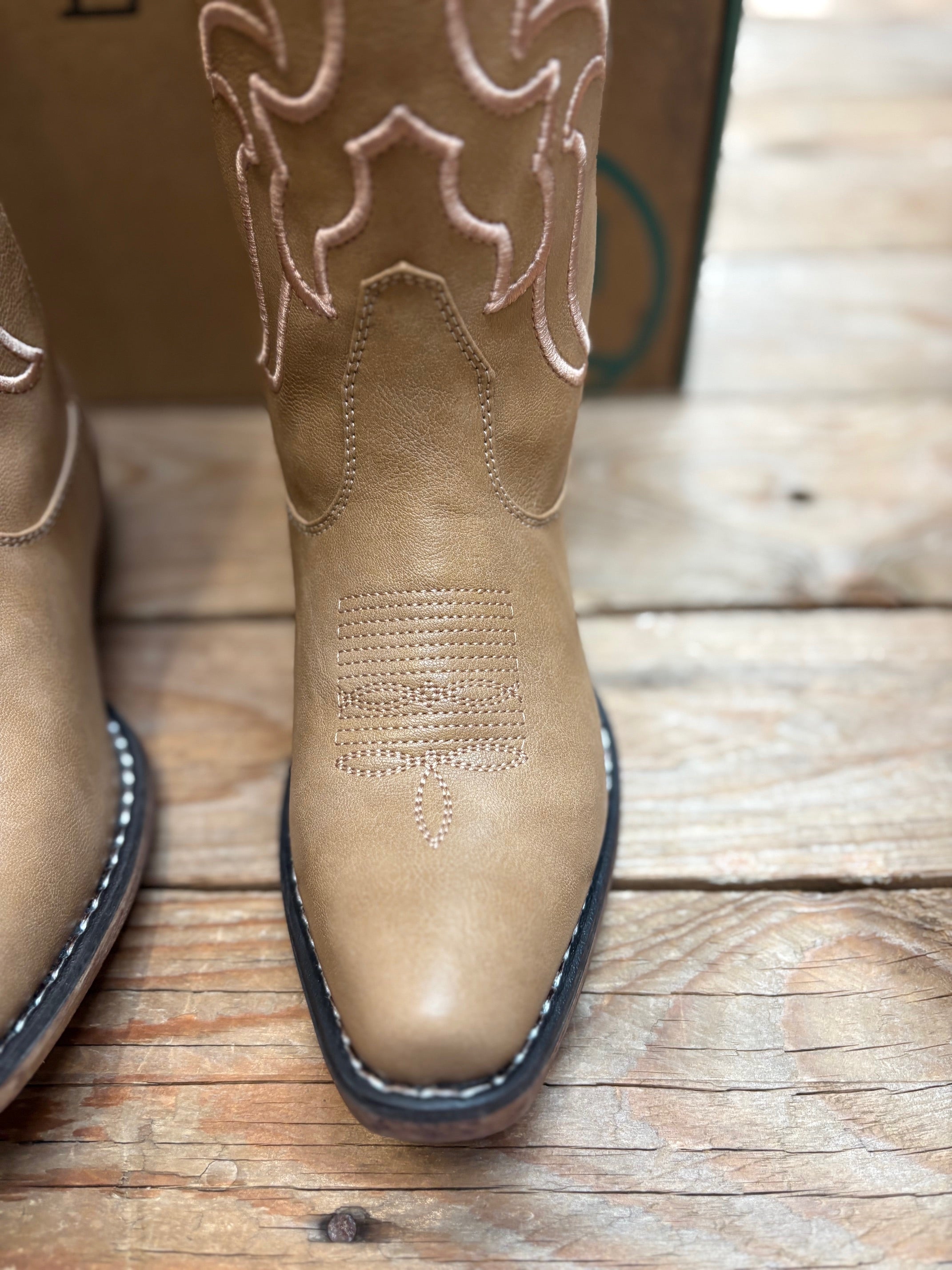 Womens Roper Riley Flextra Cord - Beige