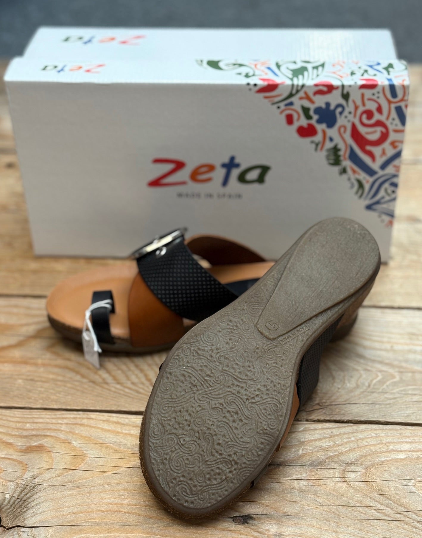Womens Zeta Rivka Sandal - Picado Negro / Vaq. Cuero / Negro (7556404543565)