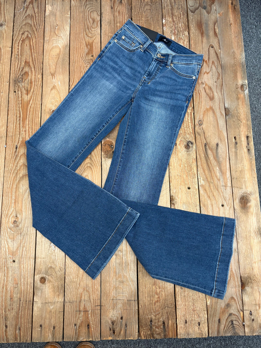 Womens 7 for all Mankind Dojo Jean - 34 Leg - Gale Gold