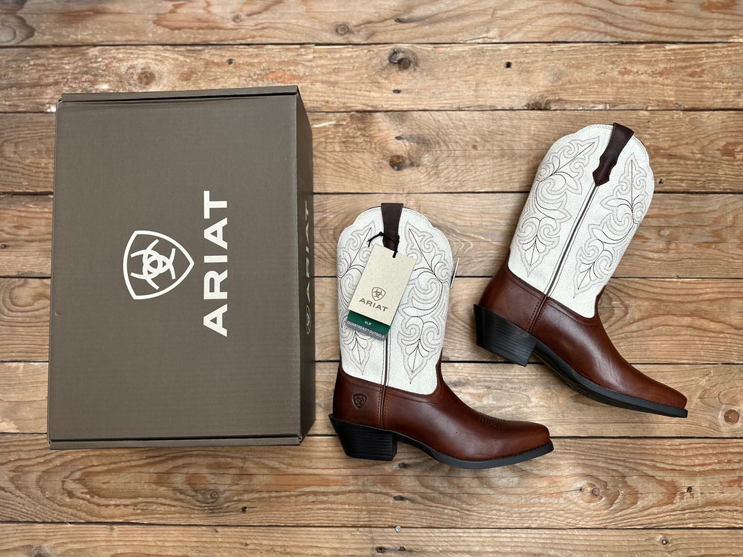 Womens Ariat Round Up Square Toe Western Boot - Vintage Caramel / Distressed Ivory