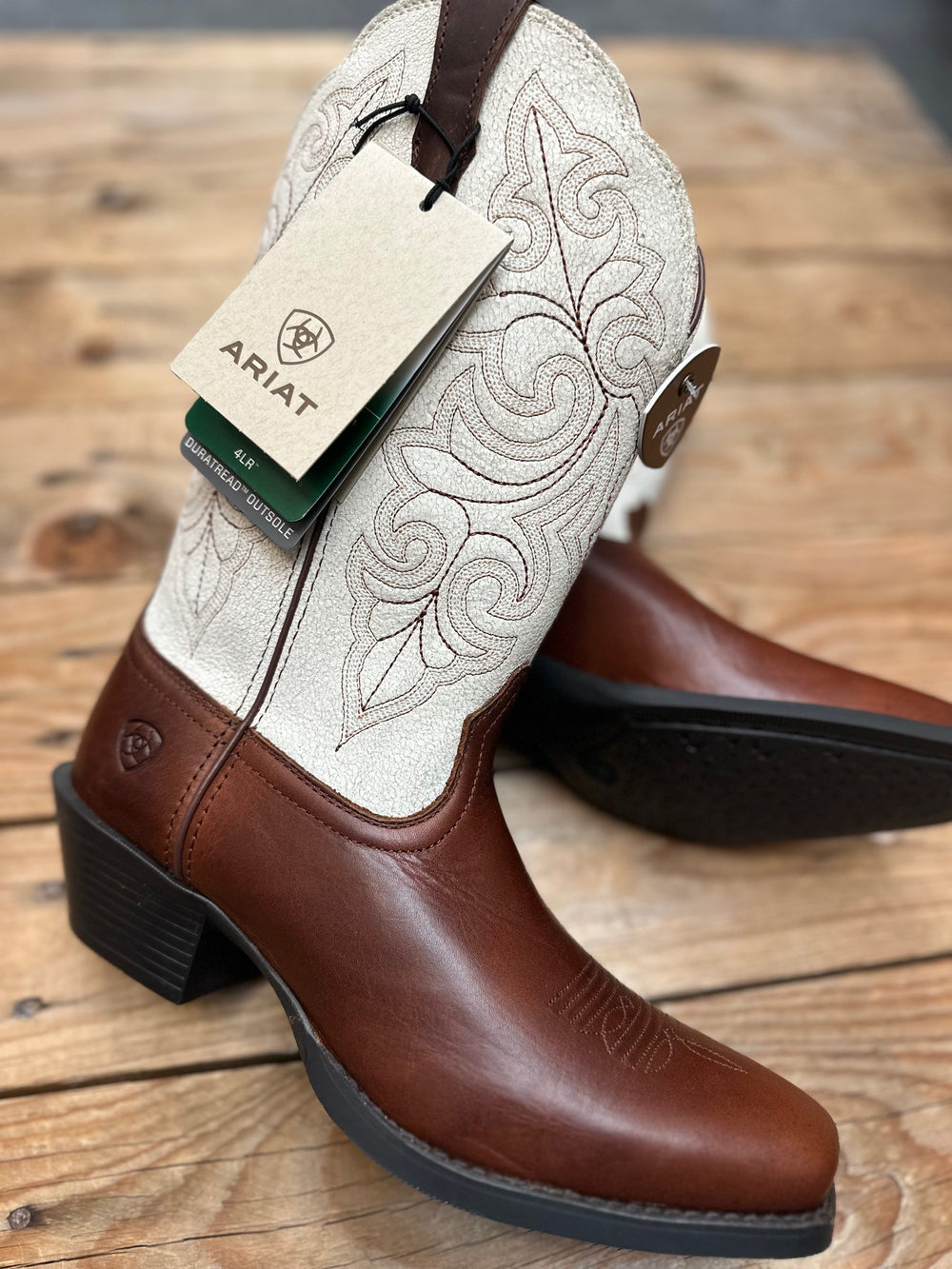 Womens Ariat Round Up Square Toe Western Boot - Vintage Caramel / Distressed Ivory