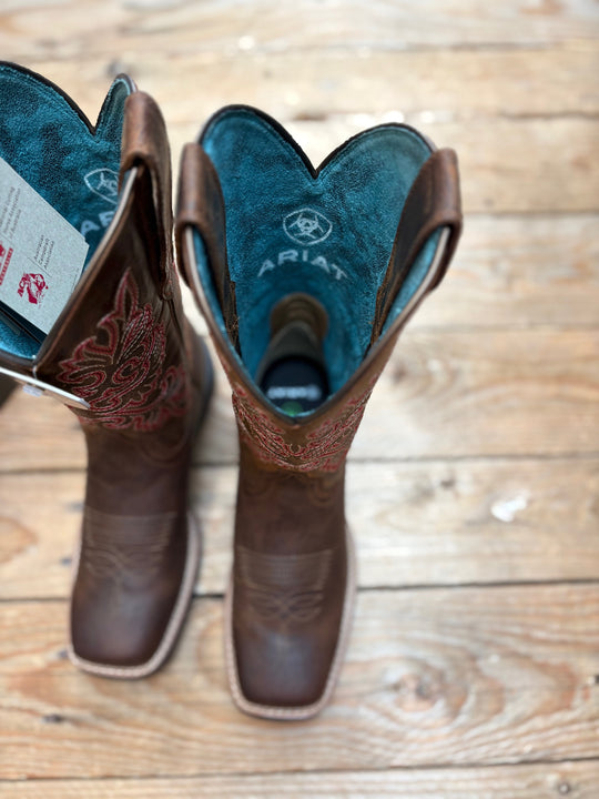 Womens Ariat Round Up Wide Square Toe StretchFit - Sassy Brown