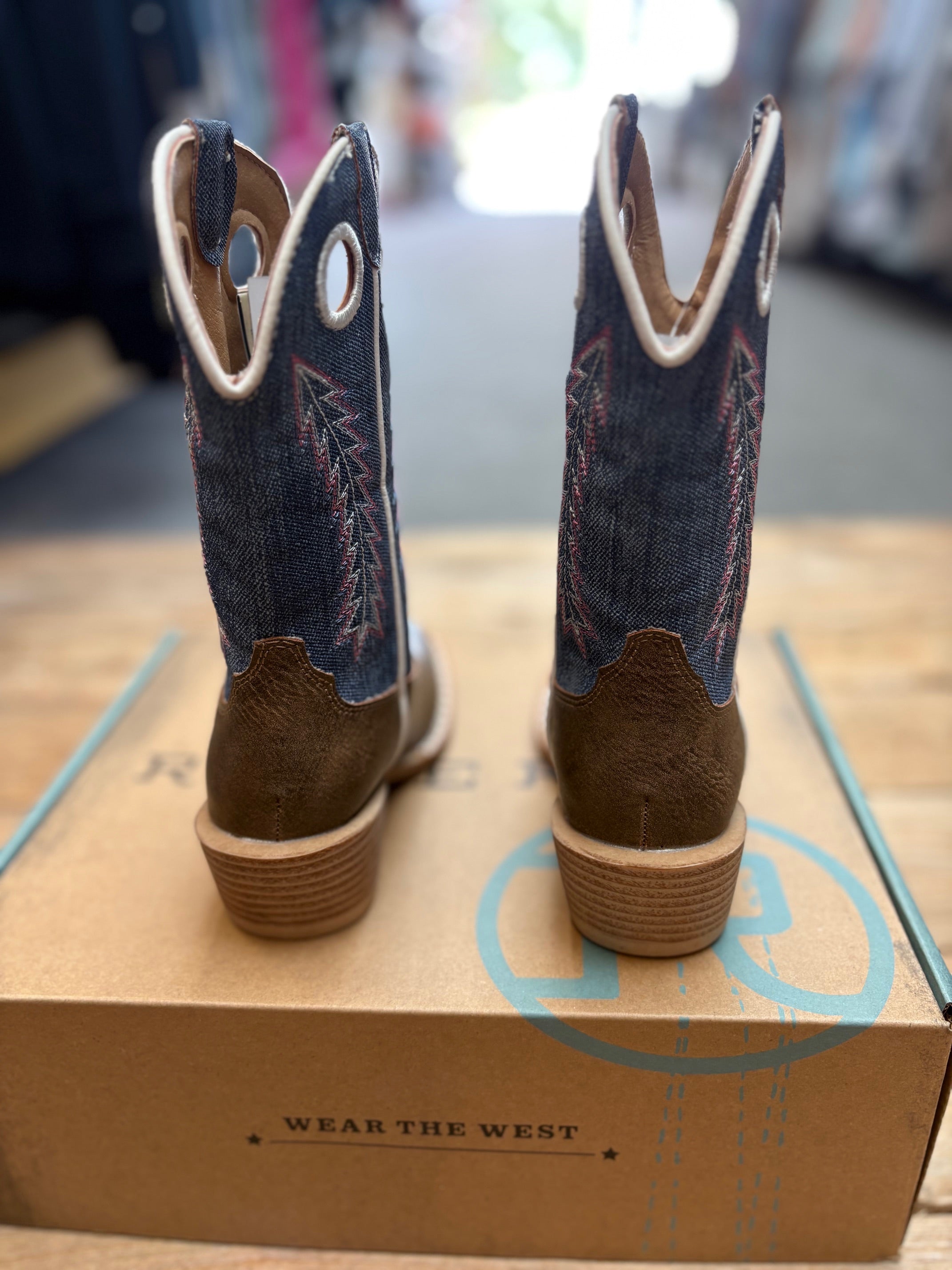 Little Kids Roper Willow Boot - Brown / Blue Denim