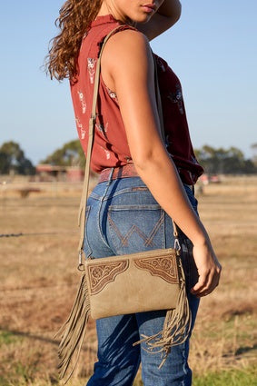 Womens Wrangler Louella Bag - Light Tan