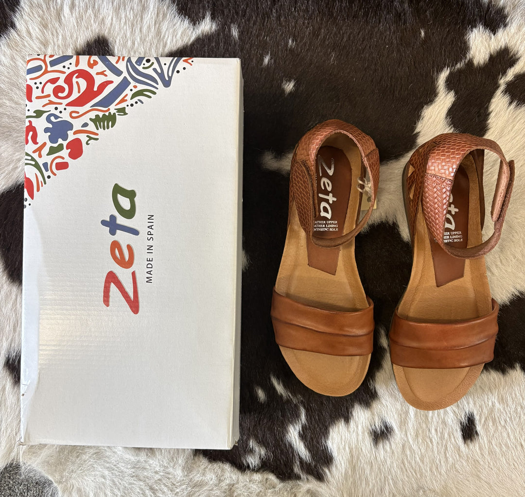 Womens Zeta Raisin Sandal - Cuero / Cuero